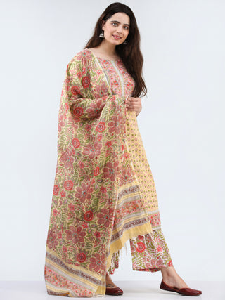 Zohra Gauher - Set of Kurta Palazzo & Dupatta - KS60V2492D