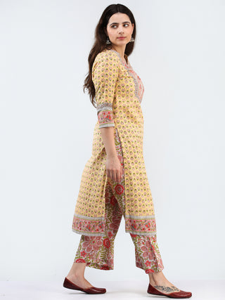 Zohra Gauher - Set of Kurta Palazzo & Dupatta - KS60V2492D