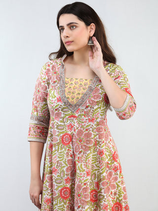 Zohra Amna - Set of Kurta Pants & Dupatta - KS163A2492D