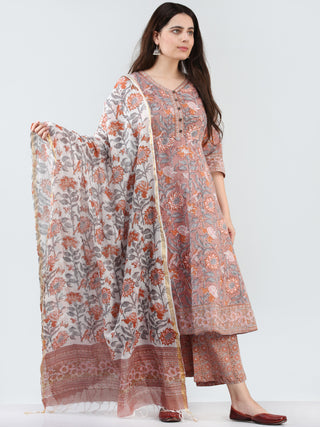 Zohra Fana - Set of Kurta With Tie up Waist, Palazzo & Dupatta - KS19A2505D