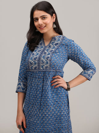 Jashn Rehnaz - Set of Kurta Pants & Dupatta - kS60NYYYD