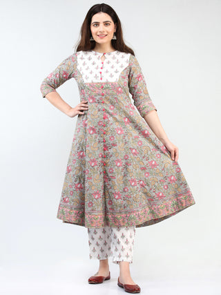 Zohra Tareen - Set of Kurta Pants & Dupatta - KS69B2503D