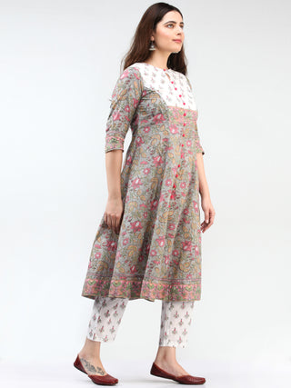 Zohra Tareen - Set of Kurta Pants & Dupatta - KS69B2503D
