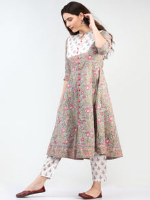 Zohra Sanaz - Set of Kurta Pants & Dupatta - KS69A2503D