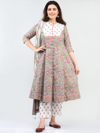 Zohra Tareen - Set of Kurta Pants & Dupatta - KS69B2503D