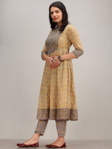 Jashn Ainy - Set of Anarkali Kurta Pants & Dupatta - KS78CXXXD