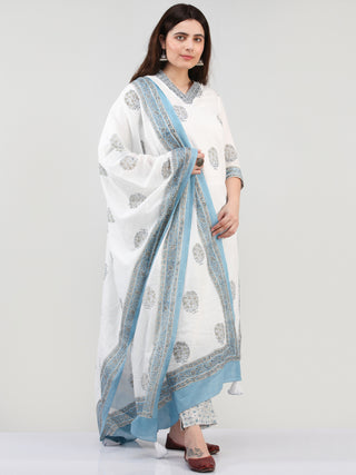 Zohra Maham - Set of Kurta Pants & Dupatta - KS15B2504D