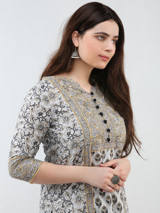 Zohra Mirza - Set of Kurta Pants & Dupatta - KS17B2506D