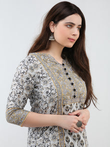 Zohra Mirza - Set of Kurta Pants & Dupatta - KS17B2506D
