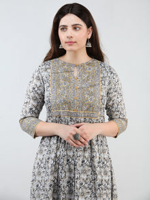 Zohra Nabela - Set of Anarkali Kurta Pants & Dupatta - KS18A2506D