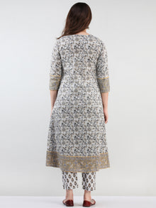 Zohra Nabela - Set of Anarkali Kurta Pants & Dupatta - KS18A2506D