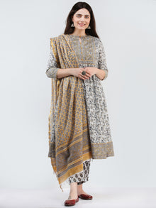 Zohra Nabela - Set of Anarkali Kurta Pants & Dupatta - KS18A2506D