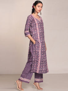Jamni Aaina Pants