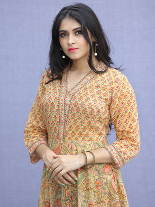 Jashn Zafraan - Set of Kurta Pants & Dupatta - KS33A2272D