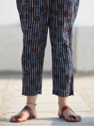 Bahaar Nazah - Set of Kurta Pants & Dupatta - KS03H1835D