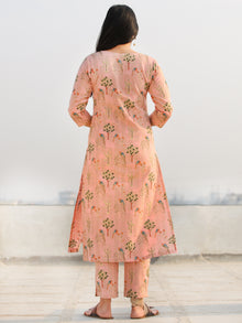 Raas Nusheen - Set of Straight Kurta & Pants  - KS89BXXXX