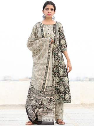Bahaar Adara - Set of Kurta Pants & Dupatta - KS148A2444D