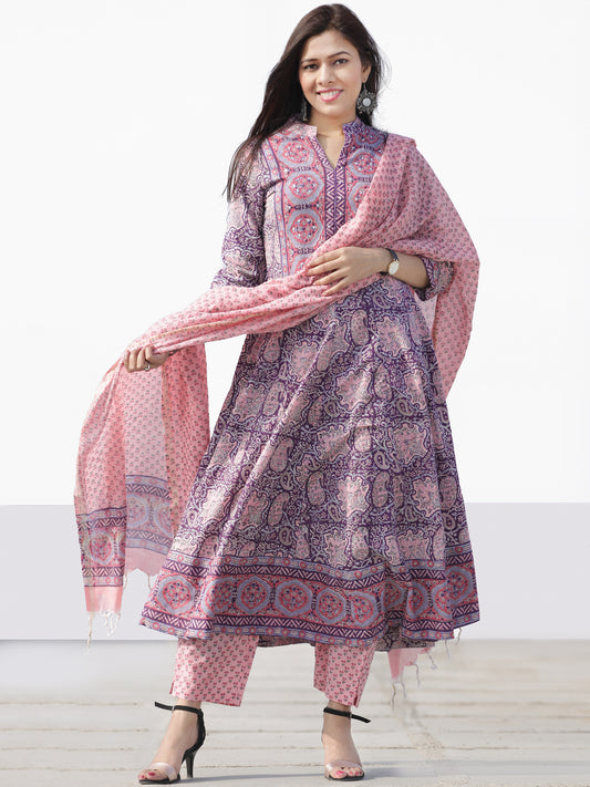 Nayab Samaira - Set of Kurta Pants & Dupatta - KS25R2533D