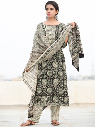 Bahaar Adara - Set of Kurta Pants & Dupatta - KS148A2444D