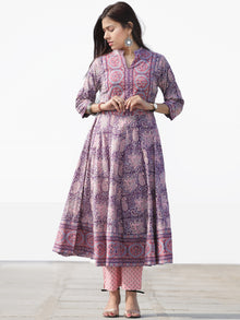 Nayab Samaira - Set of Kurta Pants & Dupatta - KS25R2533D