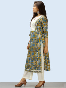 Bahaar Aadhina - Set of Kurta Palazzo & Dupatta - KS43A2257D