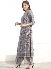 Nayab Ibda - Set of Kurta Salwar Pants & Kota Dupatta - KS47Q2534D