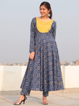 Raas Chakori - Set of Bandhini Kurta & Pants  - KS84B2374