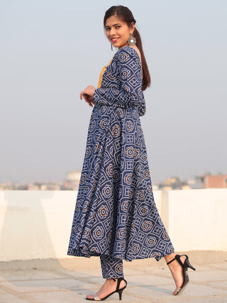 Raas Chakori - Set of Bandhini Kurta & Pants  - KS84B2374