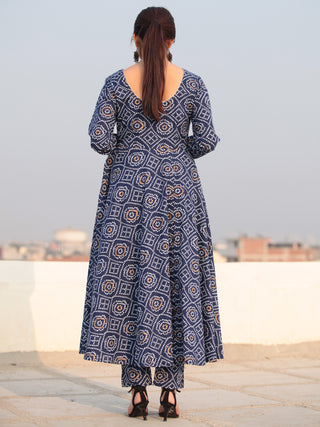 Raas Chakori - Set of Bandhini Kurta & Pants  - KS84B2374