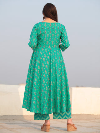 Raas Naazeen - Set of Flared Kurta & Pants  - KS84C2385