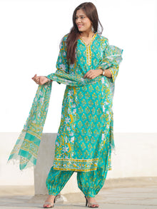 Nayab Gulrang - Set of Kurta Salwar Pants & Dupatta - KS01H2524D