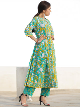 Nayab Nagma - Set of Kurta Pants & Kota Doria Dupatta - KS29P2524D