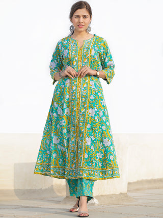 Nayab Nagma - Set of Kurta Pants & Kota Doria Dupatta - KS29P2524D