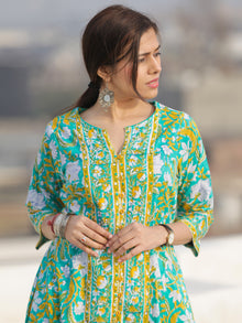 Nayab Nagma - Set of Kurta Pants & Kota Doria Dupatta - KS29P2524D
