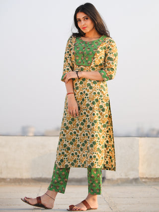 Bahaar Rafia - Set of Kurta Pants & Dupatta - KS60M1369D