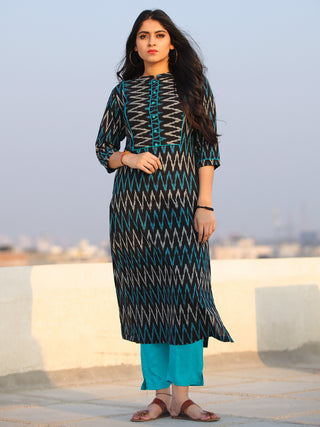 Tagai Rahibah - Set of Ikat Kurta & Pants  - KS43C567