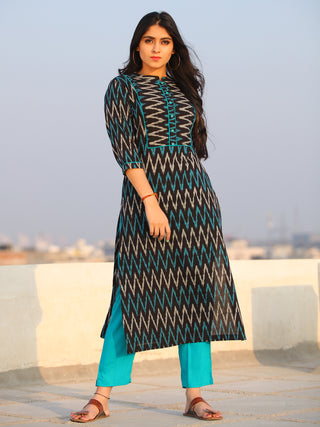 Tagai Rahibah - Set of Ikat Kurta & Pants  - KS43C567