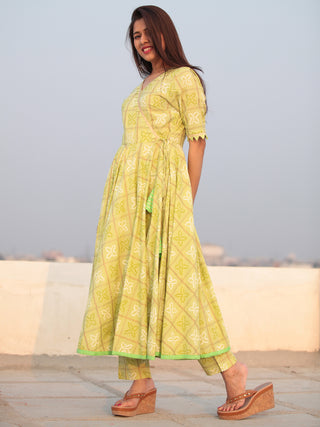 Raas Nadya - Set of Angrakha Bandhani Kurta & Pants  - KS86A2206
