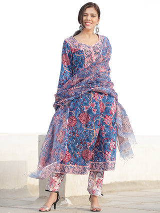 Nayab Aaira - Set of Kurta Pants & Kota Dupatta - KS64C2537D1