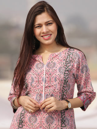 Nayab Ameera - Set of Kurta Salwar Pants & Dupatta - KS65A2526D
