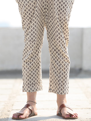 Bahaar Nacira - Set of Kurta Pants & Dupatta - KS46FxxxD