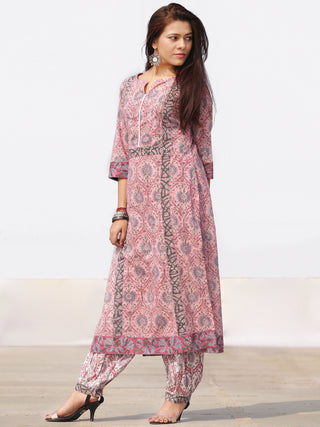Nayab Ameera - Set of Kurta Salwar Pants & Dupatta - KS65A2526D