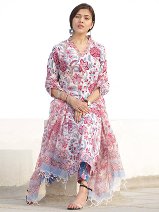 Nayab Yasmi - Set of Kurta Pants & Kota Dupatta - KS54F2538D2
