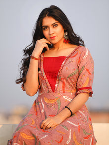 Raas Raha - Set of Flared  Kurta & Pants  - KS90E2379