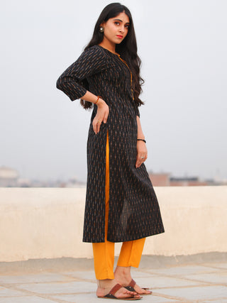 Tagai Aiyla- Set of Ikat Kurta & Pants  - KS46E667