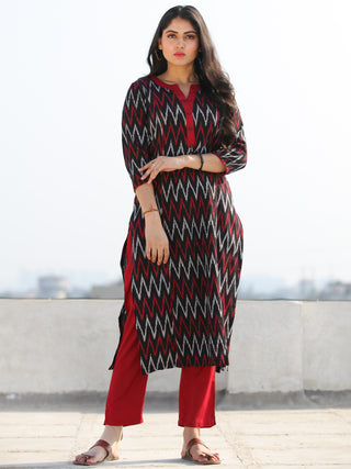 Tagai Aaiza- Set of Ikat Kurta & Pants  - KS105A570