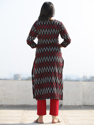 Tagai Aaiza- Set of Ikat Kurta & Pants  - KS105A570