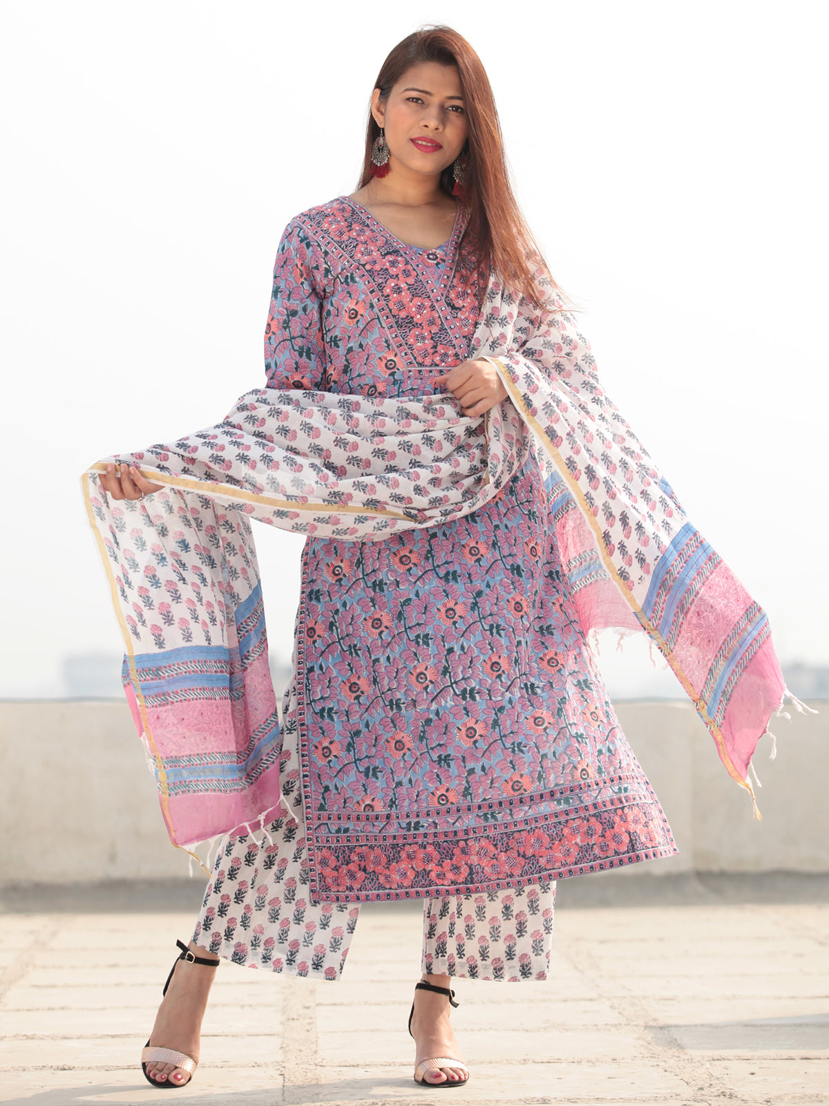 Jashn Aisha - Set of Kurta Pants & Dupatta - KS54E2404D