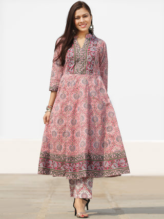 Nayab Farhat - Set of Kurta Pants & Dupatta - KS25D2526D