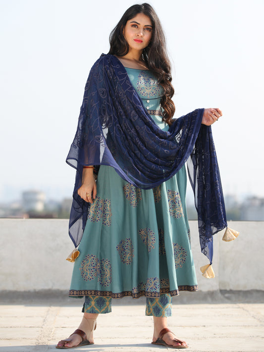 Jashn Diba - Set of Flared Kurta Pants & Dupatta - KS07BYYYD